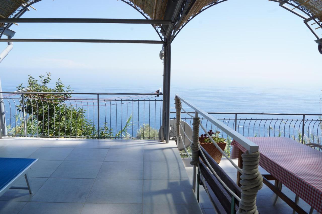 Total Sea View Grimaldi Apartment Ventimiglia Bagian luar foto
