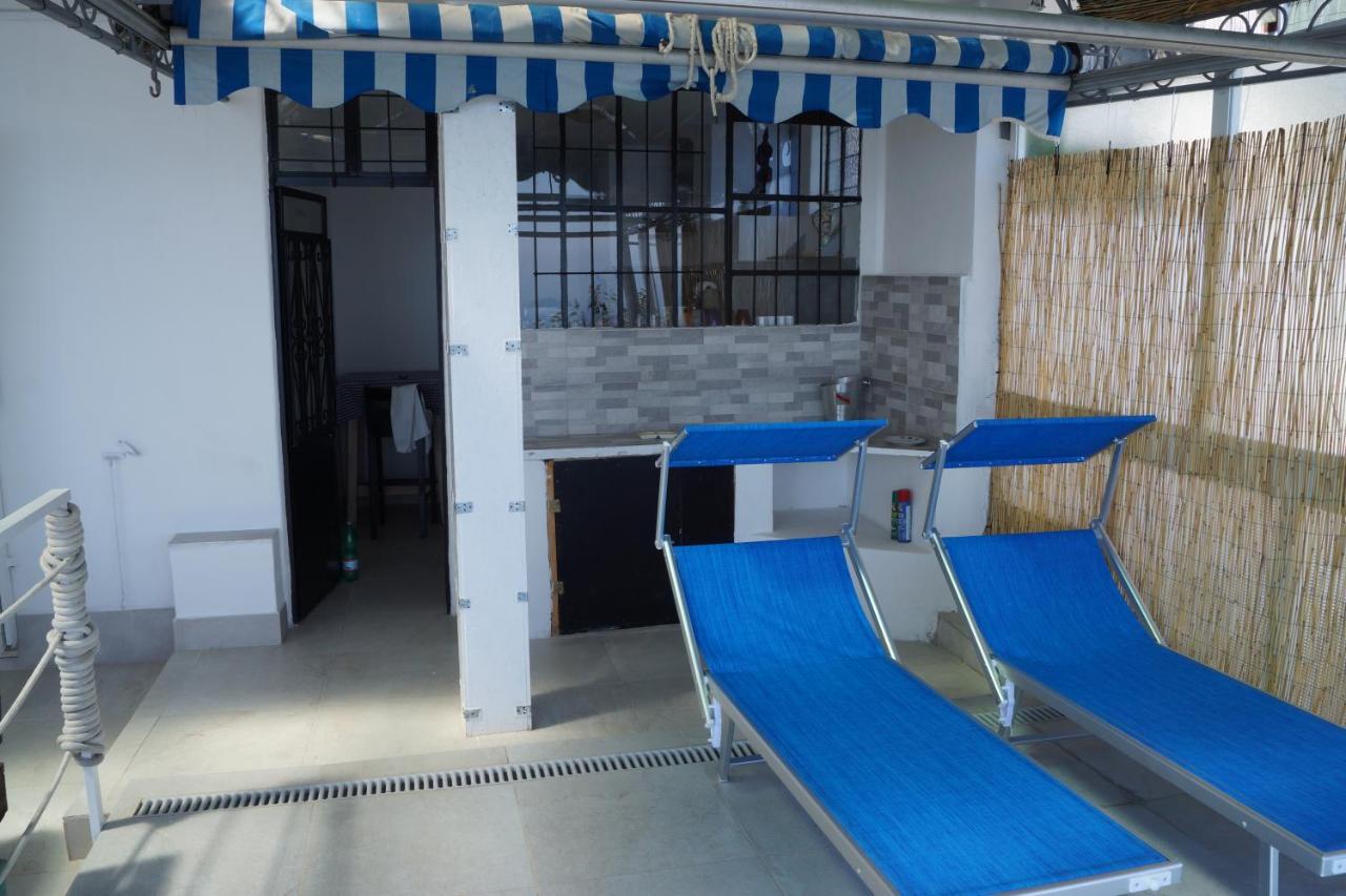 Total Sea View Grimaldi Apartment Ventimiglia Bagian luar foto