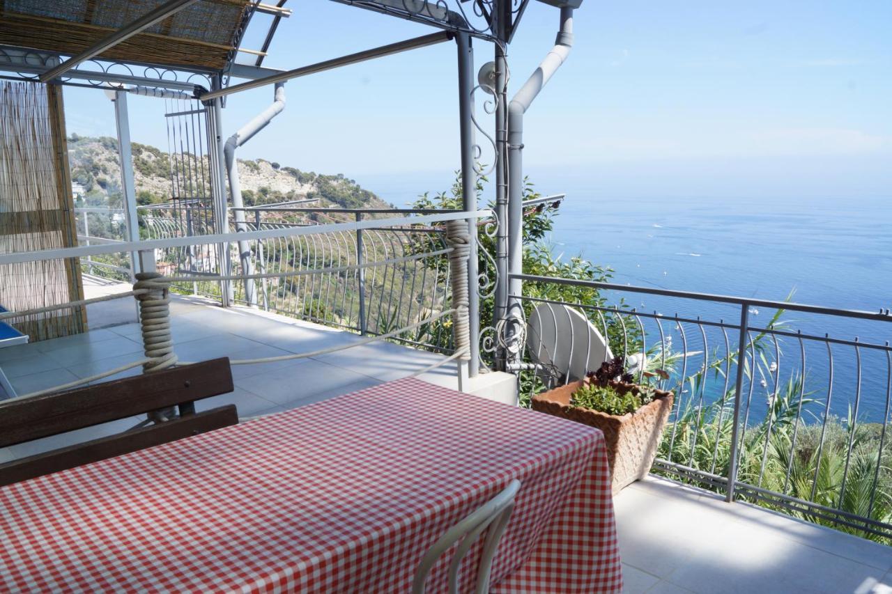 Total Sea View Grimaldi Apartment Ventimiglia Bagian luar foto