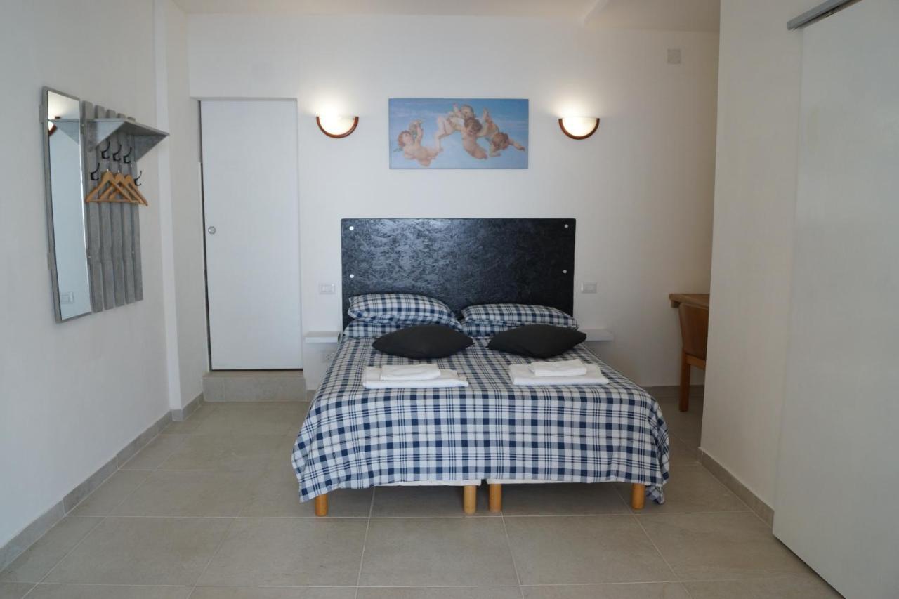 Total Sea View Grimaldi Apartment Ventimiglia Bagian luar foto
