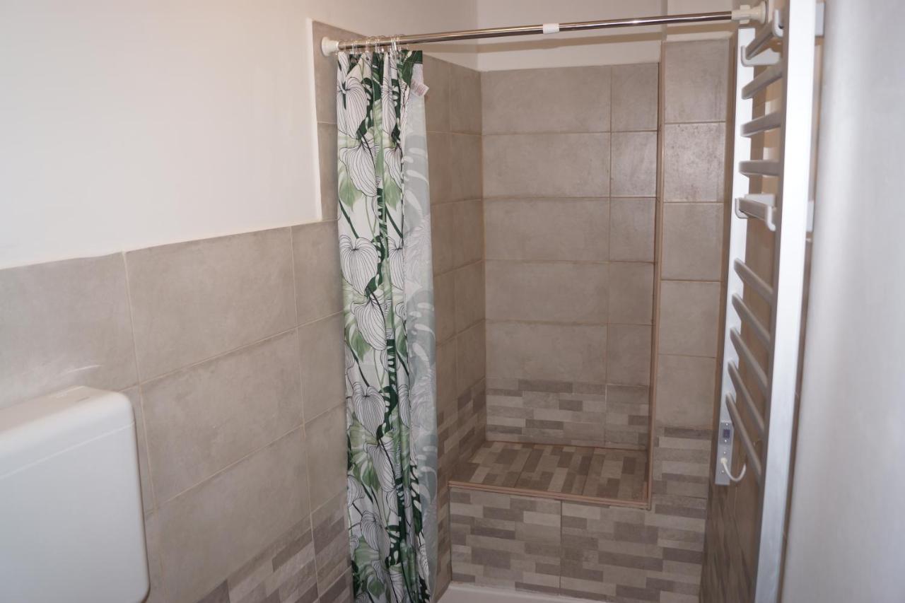 Total Sea View Grimaldi Apartment Ventimiglia Bagian luar foto